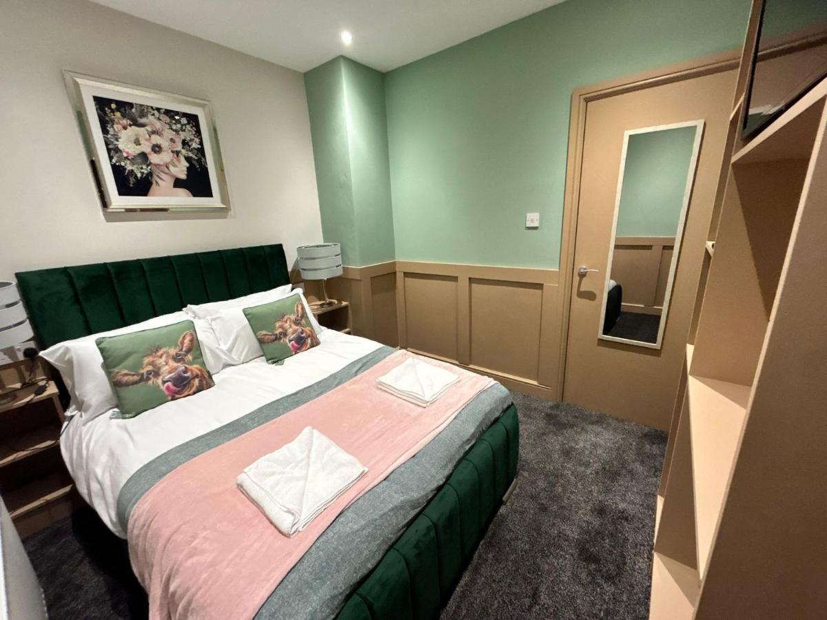 Strawberry Fields Suite By Sasco Apartments Blackpool Exterior photo