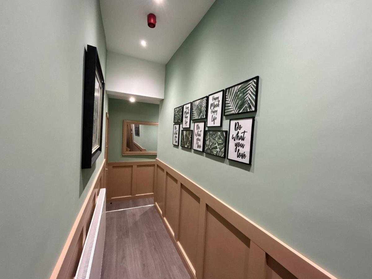 Strawberry Fields Suite By Sasco Apartments Blackpool Exterior photo