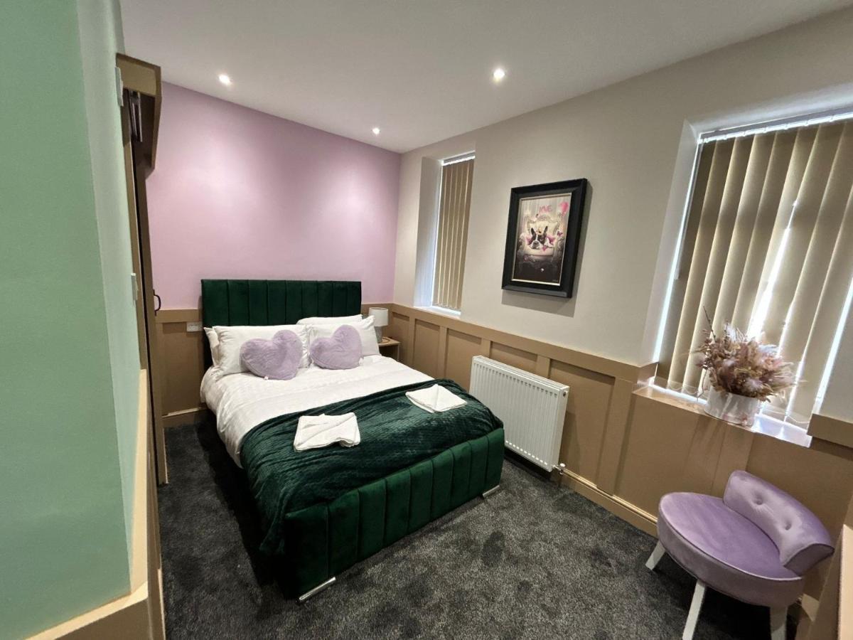 Strawberry Fields Suite By Sasco Apartments Blackpool Exterior photo