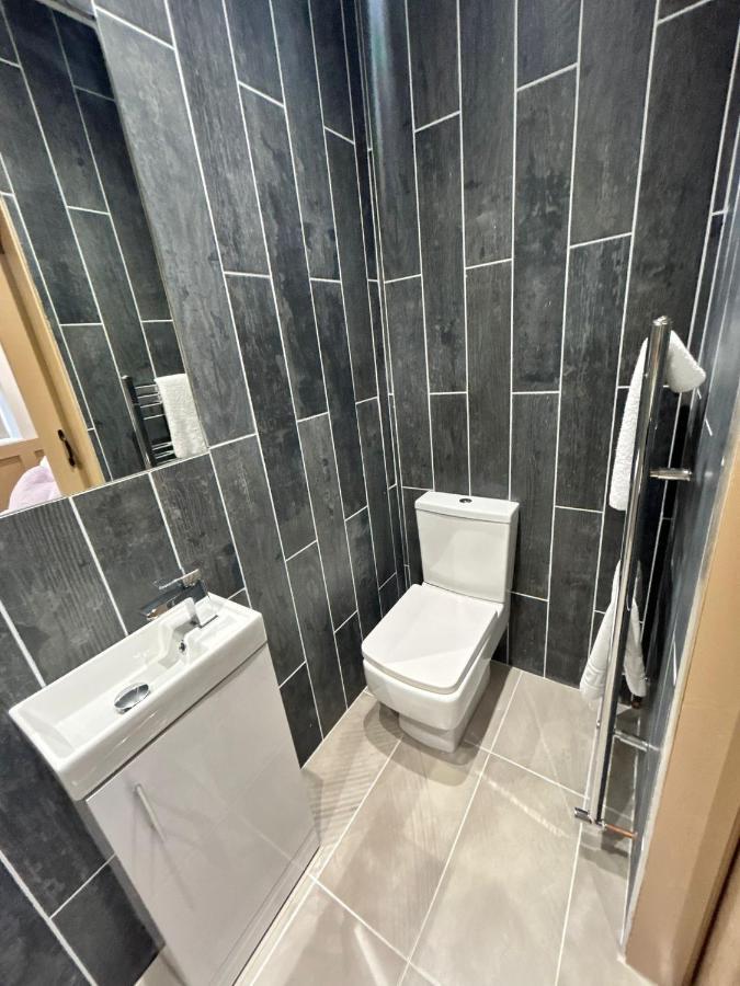 Strawberry Fields Suite By Sasco Apartments Blackpool Exterior photo