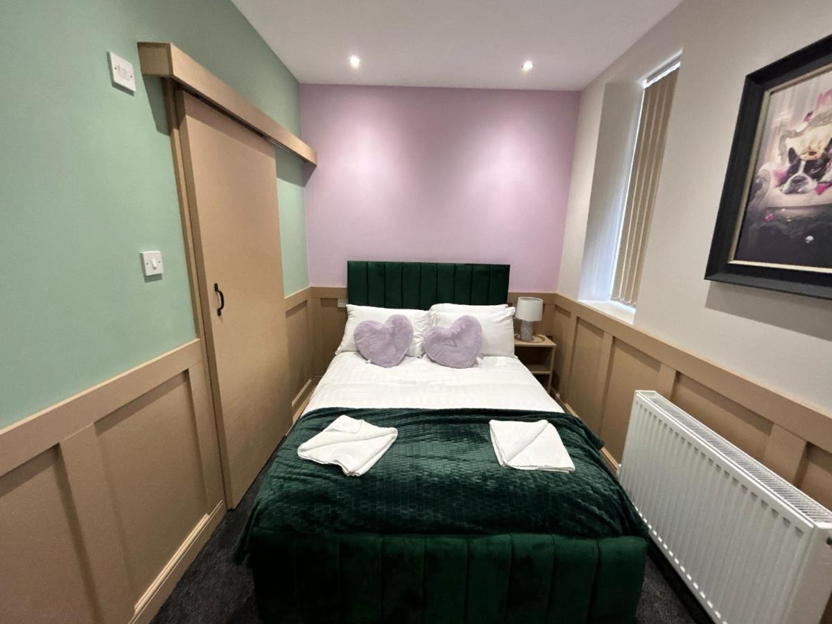 Strawberry Fields Suite By Sasco Apartments Blackpool Exterior photo